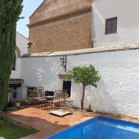 El Palacete De Manuela Holiday home *